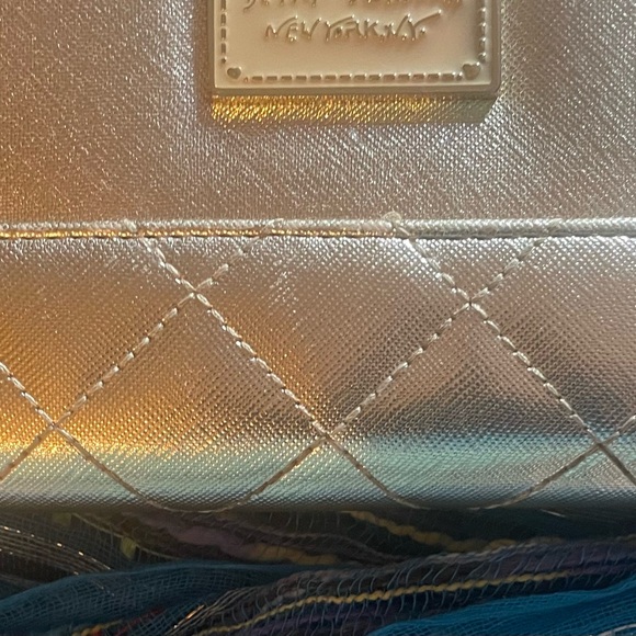 Betsey Johnson fun sparkly gold wallet. Measures approximately 8 x 4”. NWOT - Picture 6 of 13